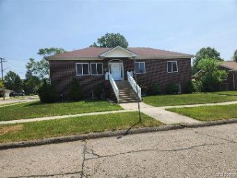 20888 Cunningham Avenue Warren, MI 48091