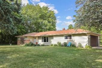 2051 S Lapeer Road Lapeer, MI 48446