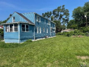 4234 Beach Street Ecorse, MI 48229