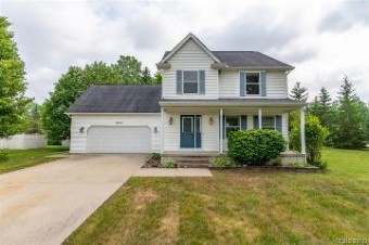 2046 Edward Lane W Kimball, MI 48074