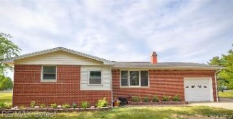 535 E Mcarthur Street Corunna, MI 48817