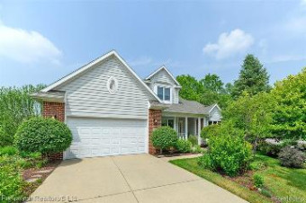 6615 Nw English Oak Drive S East Lansing, MI 48823