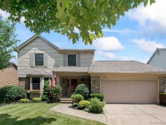 2306 Chief Lane Wixom, MI 48393