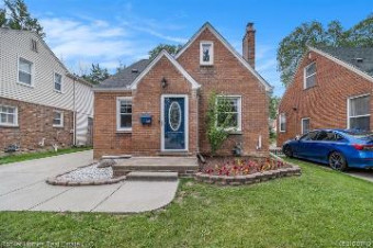 1625 Brys Drive Grosse Pointe Woods, MI 48236