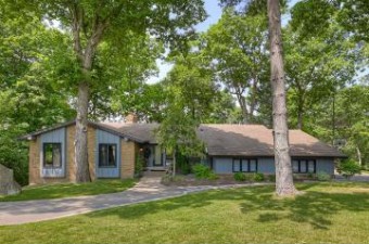 4554 Tanbark Street Bloomfield Hills, MI 48302