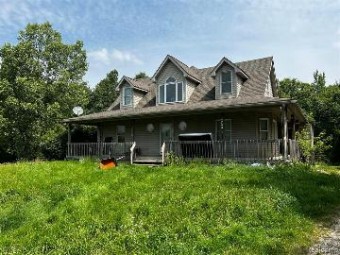 4244 Saint Anna Drive Howell, MI 48855