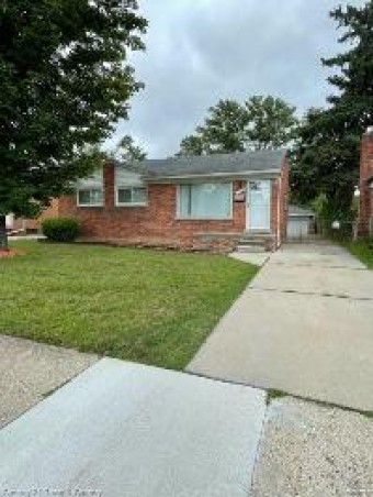 166 Belton Street Garden City, MI 48135