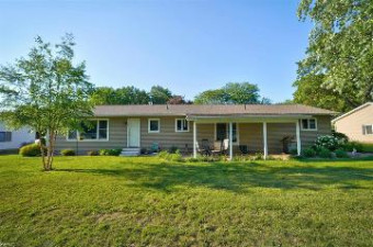 127 Woodlawn Saint Charles, MI 48655