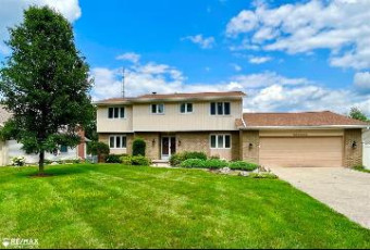 8488 Apple Blossom Flushing, MI 48433