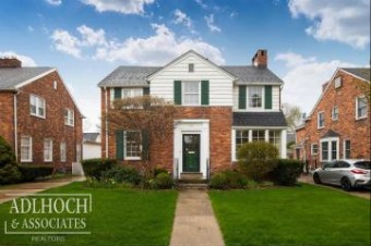 285 Mcmillan Grosse Pointe Farms, MI 48236