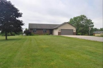 9465 Puttygut Casco, MI 48064