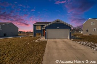 241 Sweet Meadow Drive Kent City, MI 49330