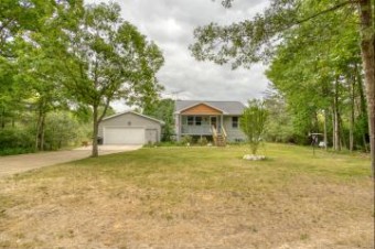 11778 Red Feather Lane Stanwood, MI 49346