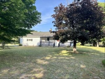 5143 S Pioneer Road Thompsonville, MI 49683