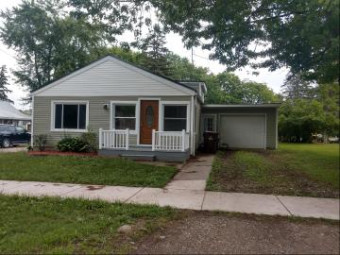 307 S Ithaca Street Ithaca, MI 48847