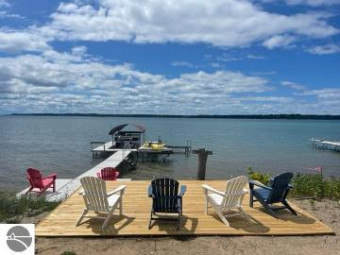 4324 N East Torch Lake Drive Central Lake, MI 49676