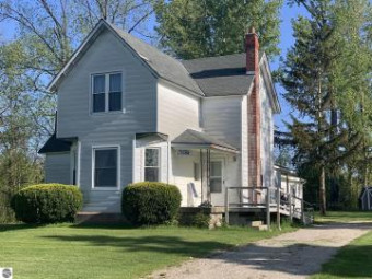 13588 Winters Road Kewadin, MI 49648