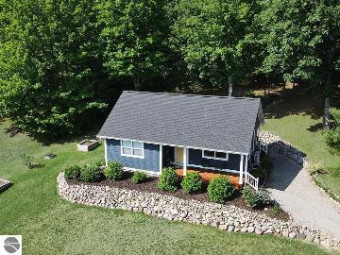 8350 E Horn Road Lake Leelanau, MI 49653