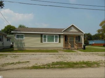 815 E State East Tawas, MI 48730