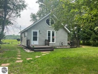 6386 S Blue Springs Road Falmouth, MI 49632