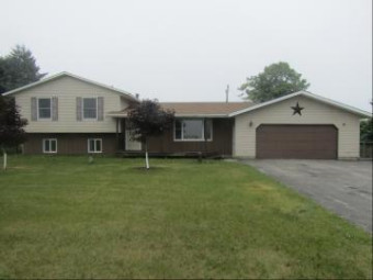 5775 Darga Highway Posen, MI 49776