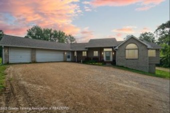 5775 Green Road Fenton, MI 48430