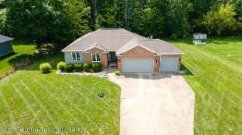 6791 W Galway Circle Dimondale, MI 48821