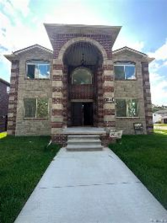 6755 Norborne Avenue Dearborn Heights, MI 48127