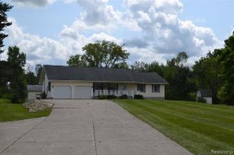 7504 Vienna Road Otisville, MI 48463