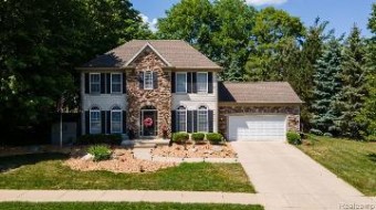 6749 English Oak Drive East Lansing, MI 48823