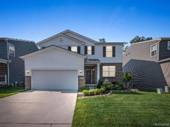 1584 Beachwood Drive Walled Lake, MI 48390