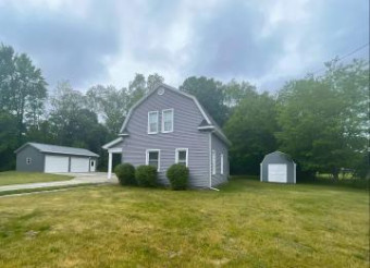 26 Davis Croswell, MI 48422