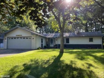 7071 E Park Caseville, MI 48725