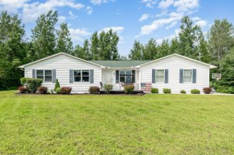 3030 W Prairie Shepherd, MI 48883