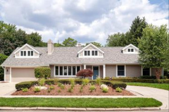 538 Lochmoor Grosse Pointe Woods, MI 48236