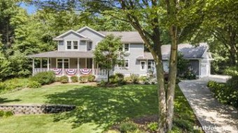 6375 Boulder Drive Norton Shores, MI 49444