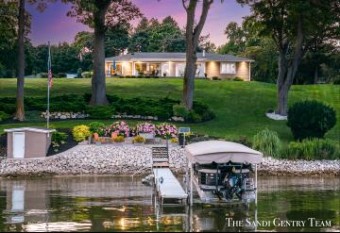 775 Belton Avenue Norton Shores, MI 49441