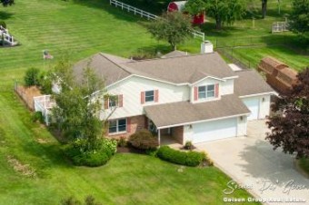 1594 Louva Court Belding, MI 48809