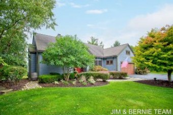 3476 Palmer Drive Saugatuck, MI 49453