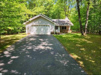 10936 Dylan Drive 15 Interlochen, MI 49643