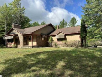 10656 Ne Black Bear Road Kalkaska, MI 49646