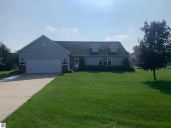 809 Deer Run Mt. Pleasant, MI 48858