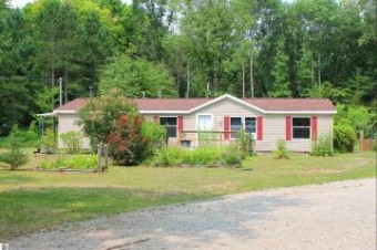 20624 E Trails End Interlochen, MI 49643