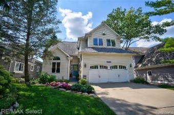 12224 Mantawauka Drive Fenton, MI 48430