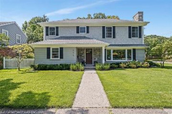 295 Stephens Road Grosse Pointe Farms, MI 48236