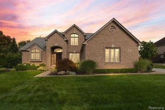 3402 Oxford W Auburn Hills, MI 48326