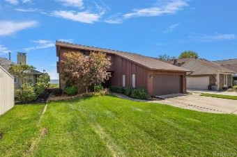 45554 Private Shore Drive Chesterfield Township, MI 48047