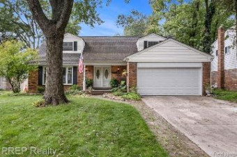 28775 Carmel Court Southfield, MI 48076