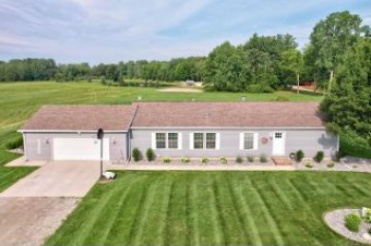 1 Kozy Lake Hemlock, MI 48626