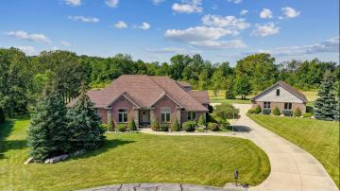 1140 Oak Trail Carleton, MI 48117